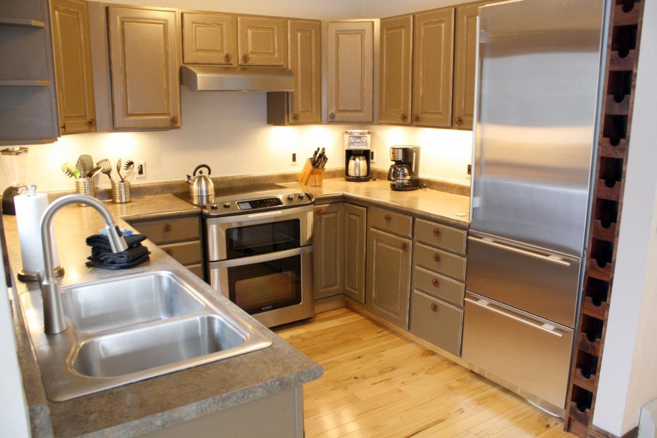 Pinecreek #E - 3 Bedroom - Pool And Hot Tub Access - Close To Town - Shuttle To Slopes Breckenridge Exteriér fotografie